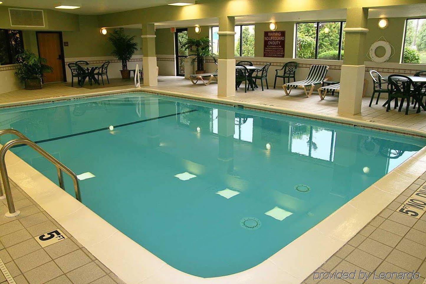 Quality Inn Fremont Facilities photo